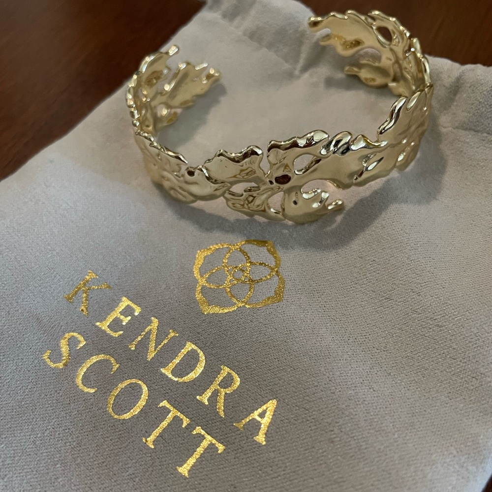 Savannah Cuff Bracelet in Gold